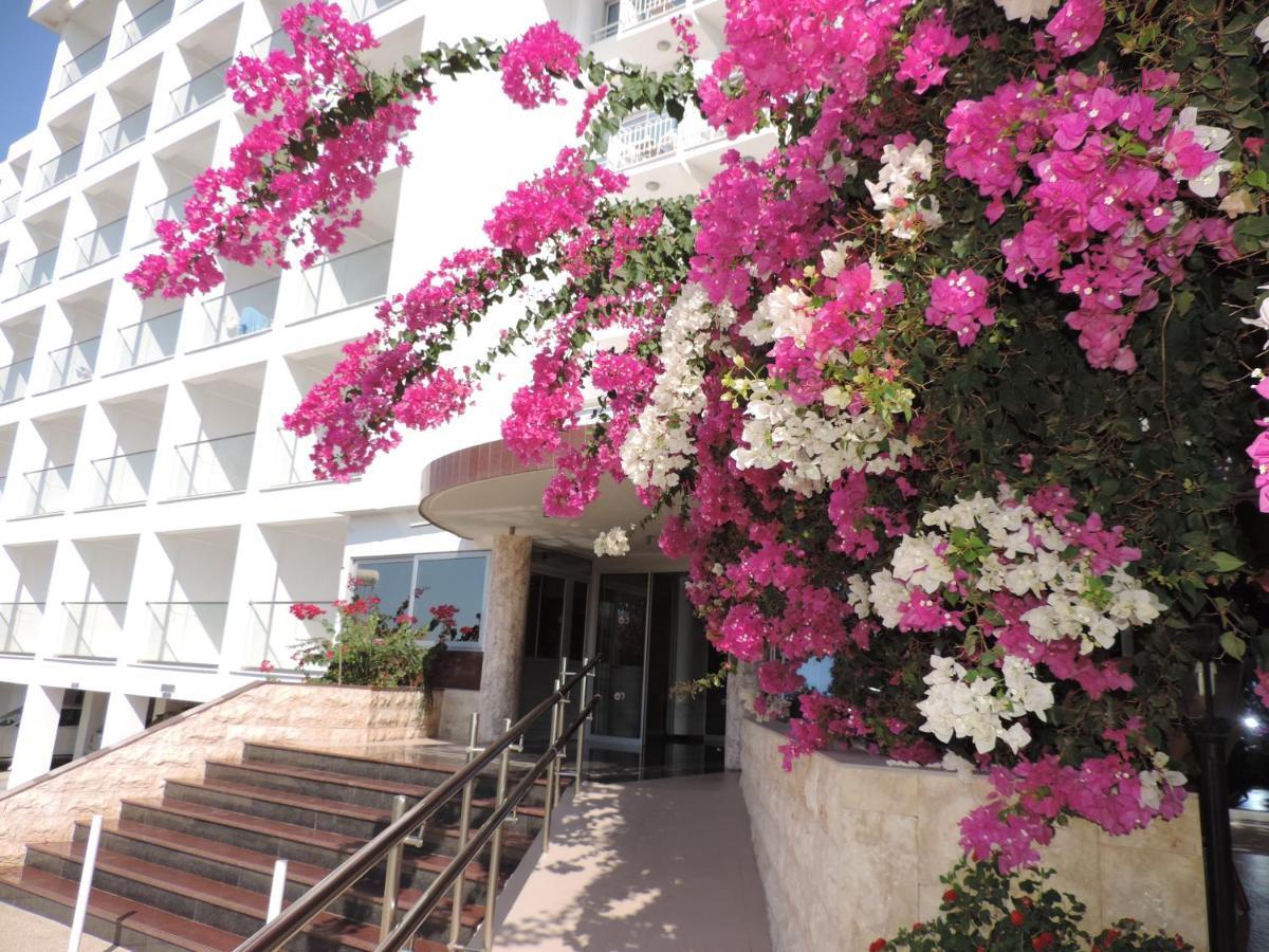 Corfu Hotel Ayia Napa Exterior foto